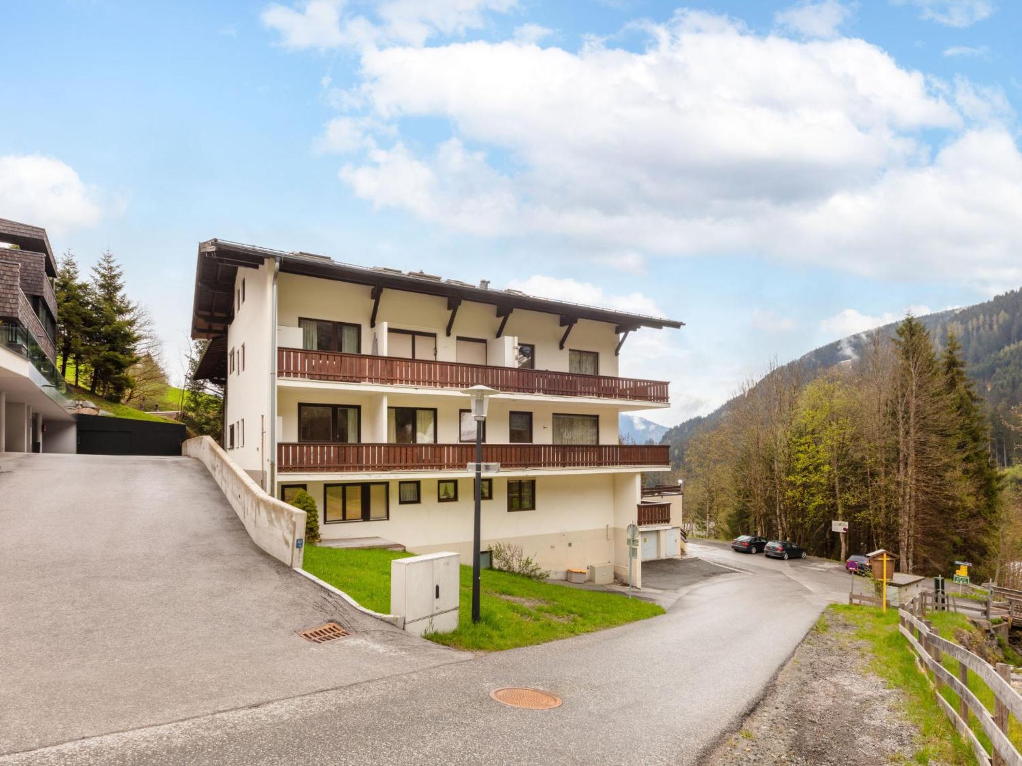 Apartment Schihuette By Interhome Zell am See Bagian luar foto